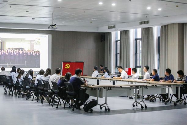 8ecaefbe2955bf28822bc551f52c9a88.jpg IMG_1459.jpg